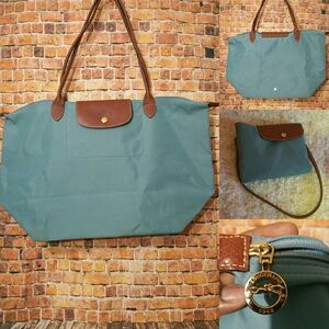 SOLD Longchamp Tote